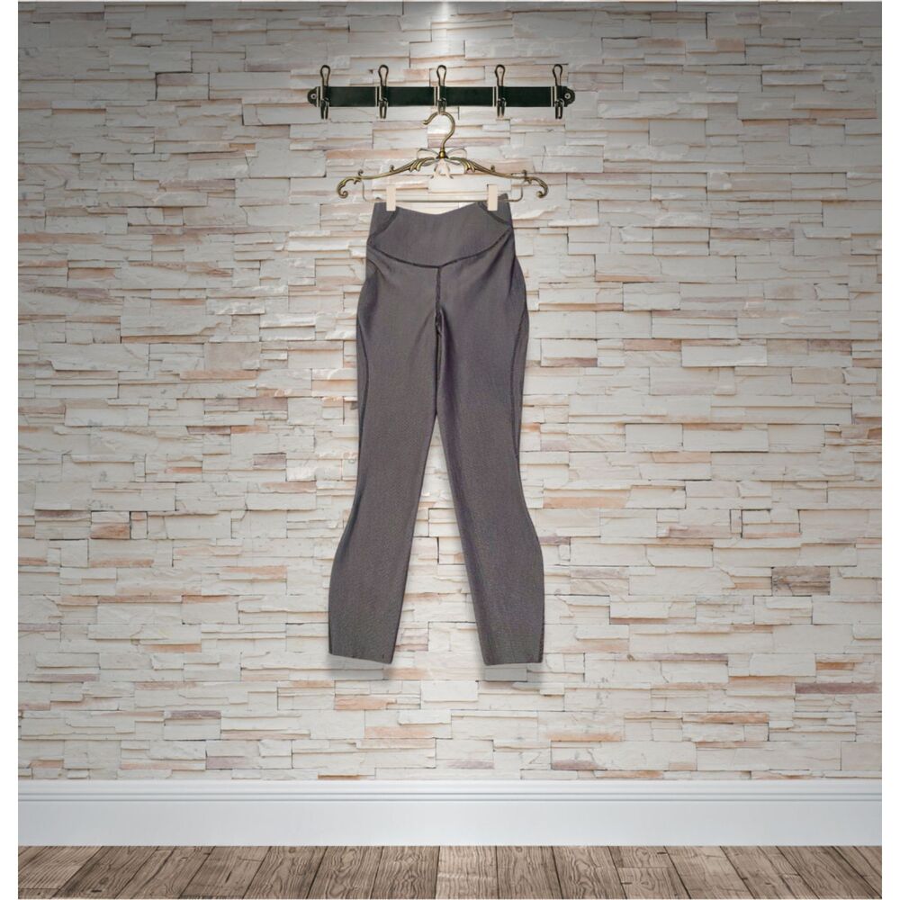 Lululemon Base Pace High-Rise Tight 25" Two-Tone Ribbed Black Gull Gray Size 4